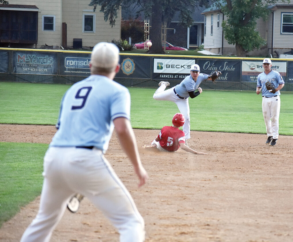 Sleepy Eye rides out rain delay, holds off Luverne News, Sports, Jobs